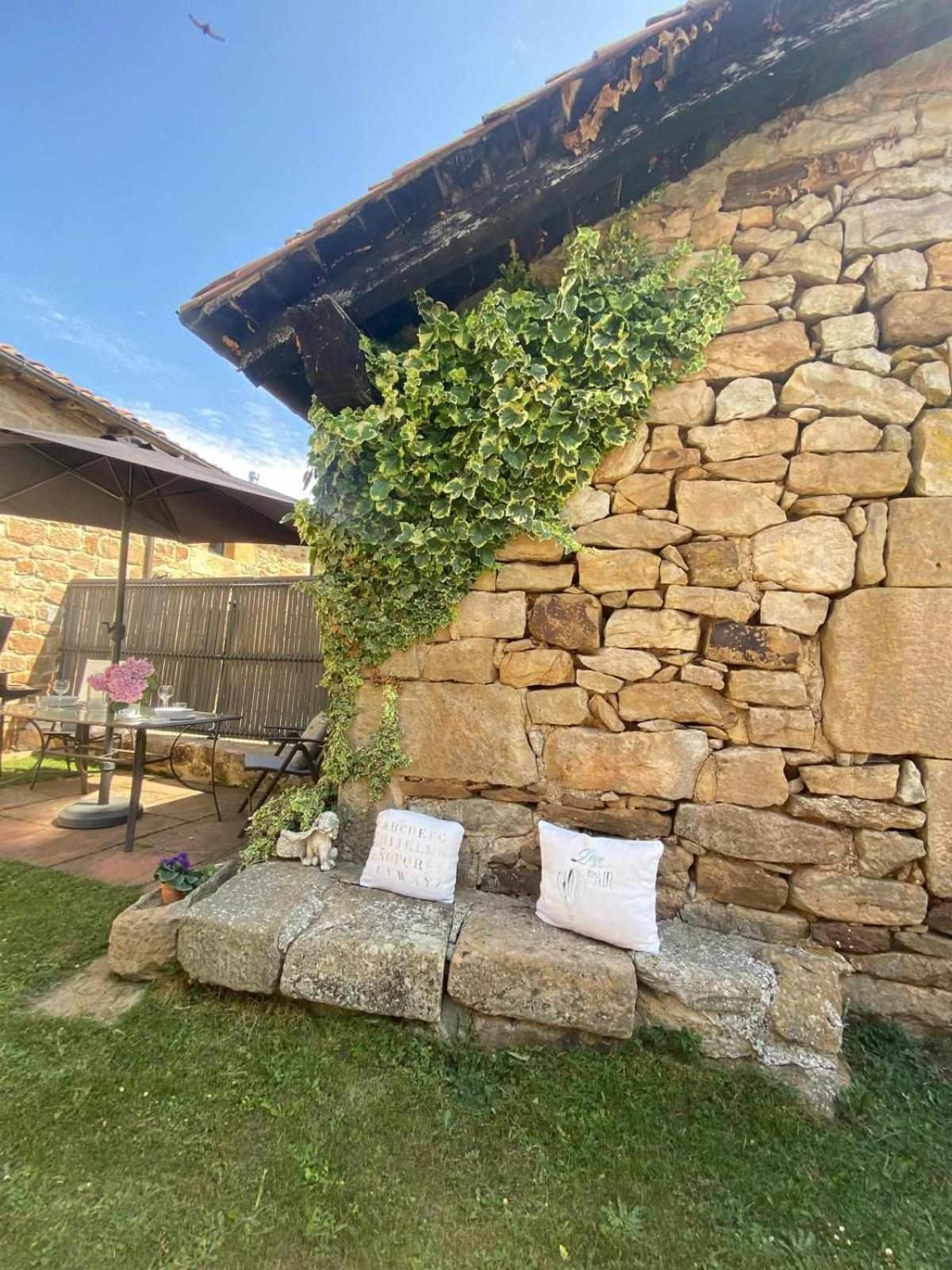 Gasthaus Casa Parejas La Casa De Quintanilla 1 Quintanilla las Torres Exterior foto